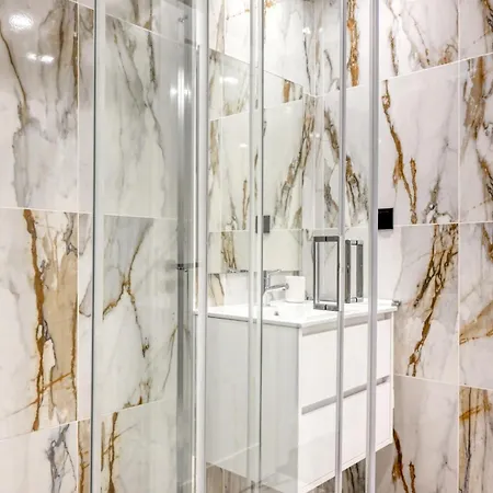 Bse15 1a, A In Madeira Фуншал