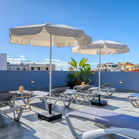 Bse15 1a, A In Madeira דירה פונשל